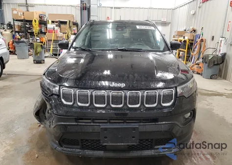2022 Jeep Compass Latitude z USA, uszkodzony, nr VIN 3C4NJDBB4NT217361